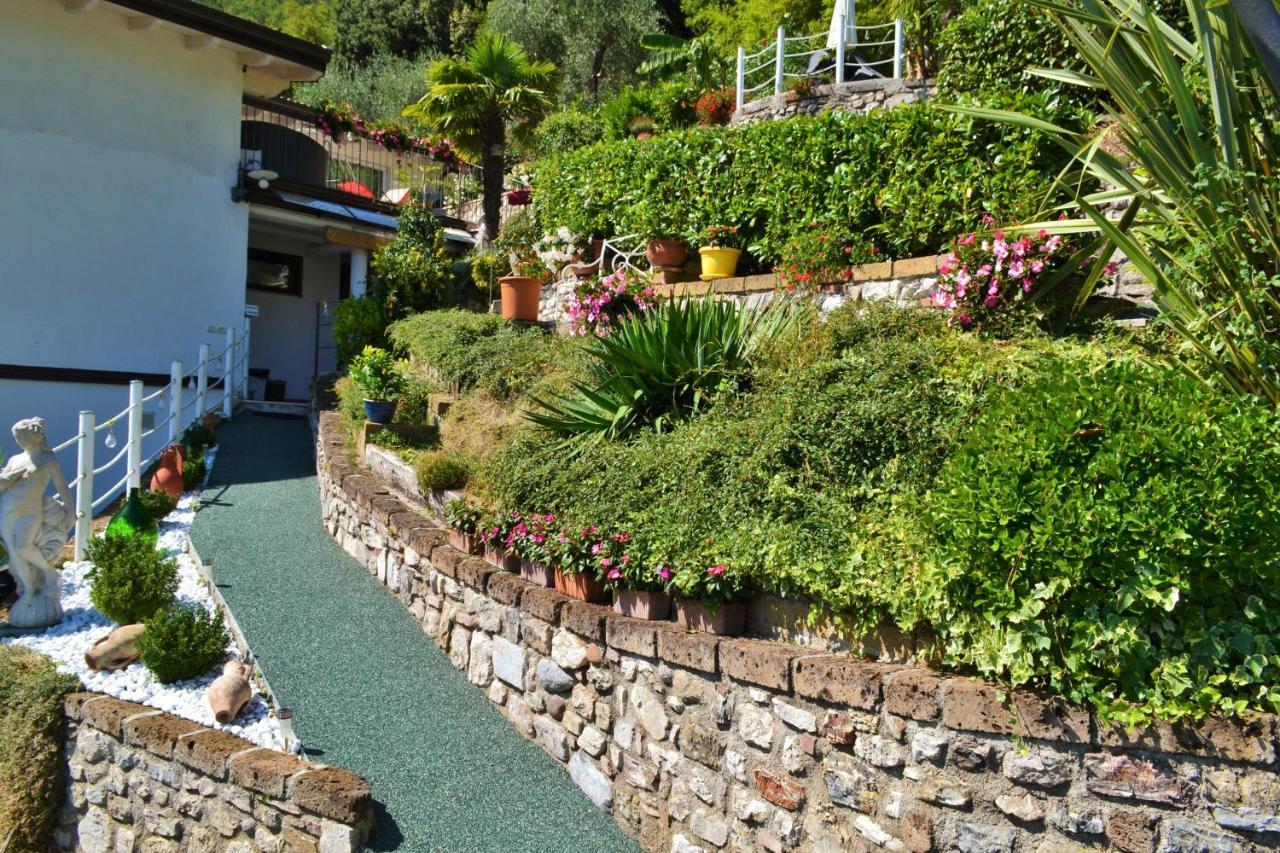 Appartamenti Casa Carlotta Limone sul Garda Luaran gambar